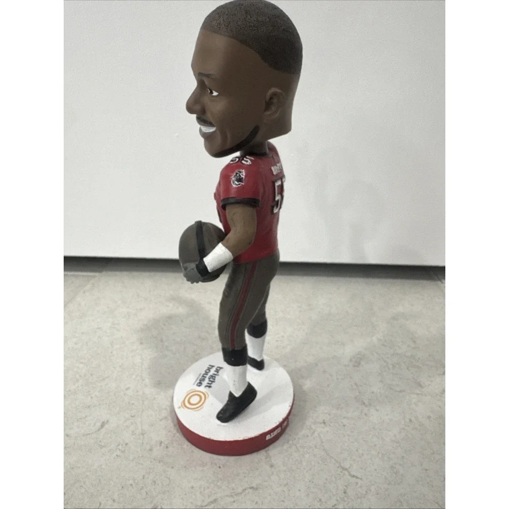 NFL Tampa Bay Buccaneers Derrick Brooks Ring of Honor Bobblehead SGA